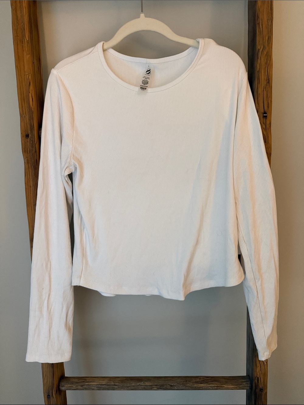 Lou & Grey White Ribbed Long-Sleeve Crewneck Top